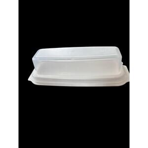 Rubbermaid White Plastic Covered Butter Dish With Lid Refrigerator